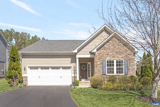 370 Appalachian Ln, Zion Crossroads, VA 22942