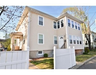 31 Weston St Unit 2, Waltham, MA 02453