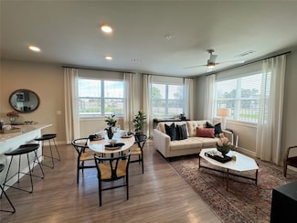 18300 Marvelous Place Unit B2.1328, Cypress, TX 77433