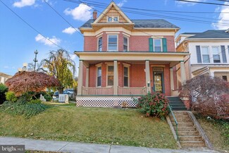 60 S Pine St, Red Lion, PA 17356