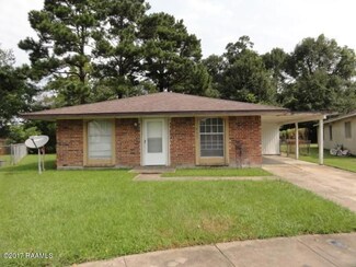411 Treetop Cir, Lafayette, LA 70501