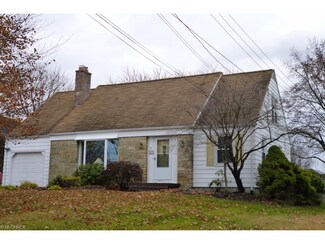 747 Coitsville Rd, Campbell, OH 44405
