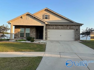 7007 Newland Ct NW, Huntsville, AL 35806