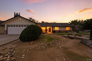 2464 N Douty St, Hanford, CA 93230