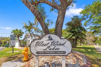 6493 SW 152nd Place Unit 493, Miami, FL 33193