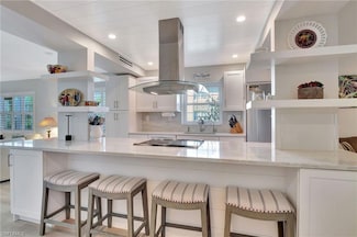 1051 3rd St S Unit 201, Naples, FL 34102