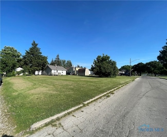 5338 305th St, Toledo, OH 43611