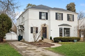 3510 Forest Ave, Wilmette, IL 60091