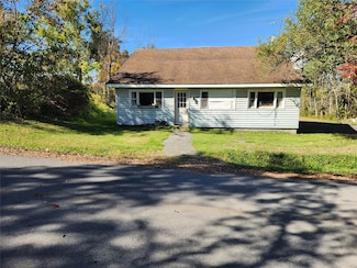 111 Klemme Rd, Sprakers, NY 12166