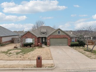 5208 Barr Dr, Sand Springs, OK 74063