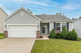 2837 Preston Woods Trail, Lake Saint Louis, MO 63367