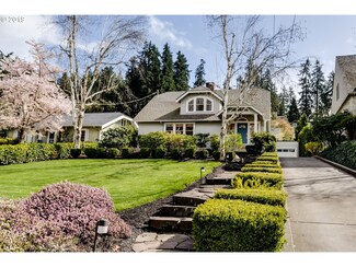2227 Fairmount Blvd, Eugene, OR 97403