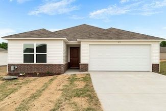 25 10 Point Ln, Ward, AR 72176