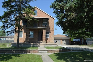 28755 Barkman St, Roseville, MI 48066