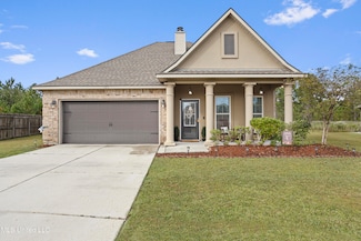 485 Palm Breeze Dr, Ocean Springs, MS 39564