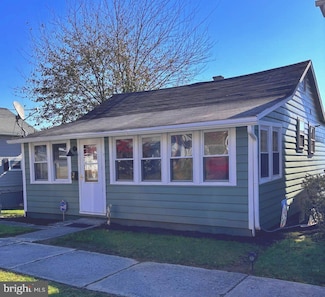 732 W 6th St, Lewistown, PA 17044