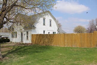 101 E Luverne St, Magnolia, MN 56158