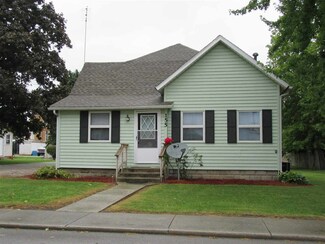 155 E Sparks St, Markle, IN 46770