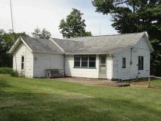 4720 S State Road 327, Hudson, IN 46747