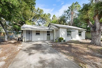 1320 Woodbine St, Clearwater, FL 33755