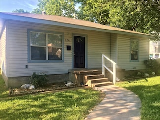 1317 Meadowbrook Dr, Garland, TX 75040