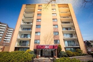 295 Lynn Shore Dr Unit 301, Lynn, MA 01902
