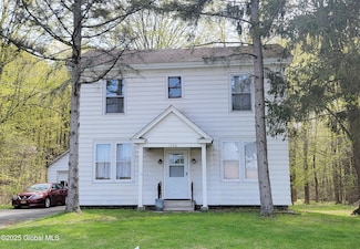 92 Miller Rd, Castleton-On-hudson, NY 12033