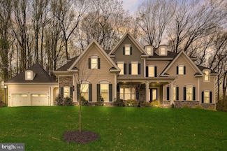 6 Gershwin Dr, West Chester, PA 19380