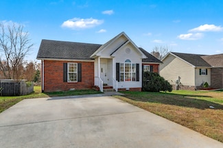 732 Shelby Lynn Dr, Springfield, TN 37172