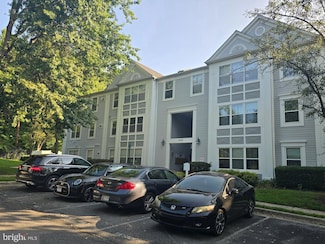 2703 Leaf Drop Ct, Silver Spring, MD 20906
