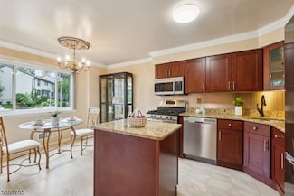 38 Park St Unit F, Florham Park, NJ 07932