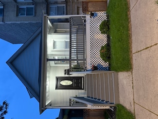 7929 S Manistee Ave, Chicago, IL 60617