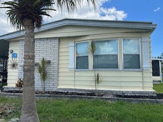 7000 20th St Unit 917, Vero Beach, FL 32966