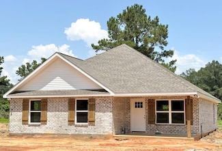 76 Matthews Rd, Carriere, MS 39426