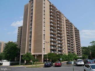 6100 Westchester Park Dr Unit 802, College Park, MD 20740
