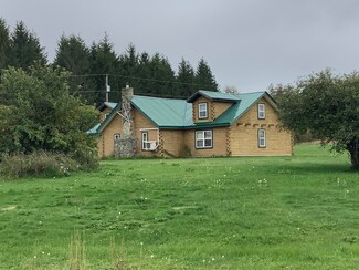 1351/1353 Frenchville Rd, Ashland, ME 04732