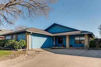 1818 Plantation Rd, Garland, TX 75044