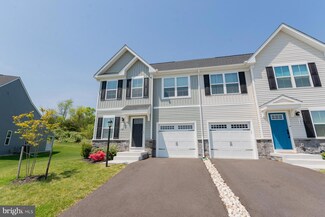 190 Blantons Rd, Martinsburg, WV 25405