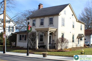 135 S Main St, Coopersburg, PA 18036