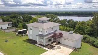 206 Quarry Rd, Golden Eagle, IL 62036