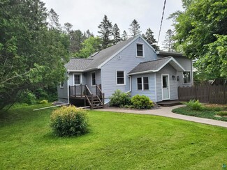 5488 W Arrowhead Rd, Hermantown, MN 55811