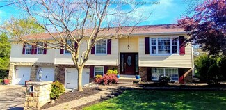 204 Willow St, Elkview, WV 25071