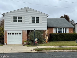 403 Kismet Rd, Philadelphia, PA 19115