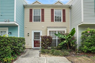16130 Rambling Vine Dr E, Tampa, FL 33624