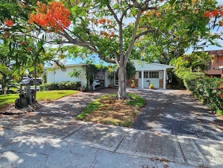 817 NE 5th St, Deerfield Beach, FL 33441
