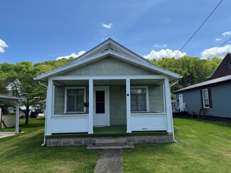215/215.5 Oxford, Sistersville, WV 26175