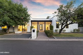 3825 E Coolidge St, Phoenix, AZ 85018