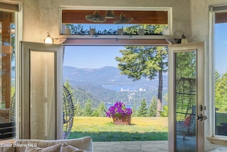 735 S Bushwacker Rd, Coeur D Alene, ID 83814