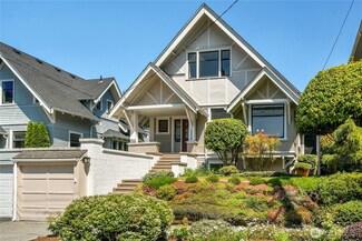 2008 Nob Hill Ave N, Seattle, WA 98109