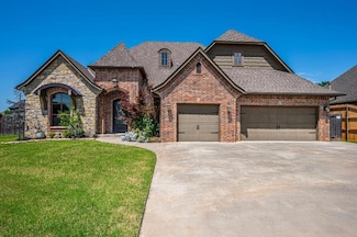 3205 Sycamore Dr, Moore, OK 73160